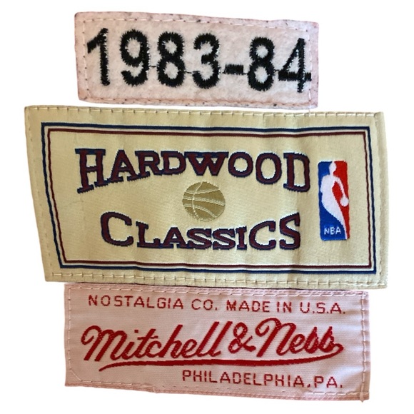 Host Pick-Authentic 1983-84 Michael Jordan Jersey Mitchell & Ness Chicago Bulls - Picture 4 of 6